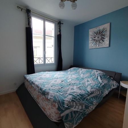 Appartement Situe Place Toscane A 5 Min De Disney セリ エクステリア 写真